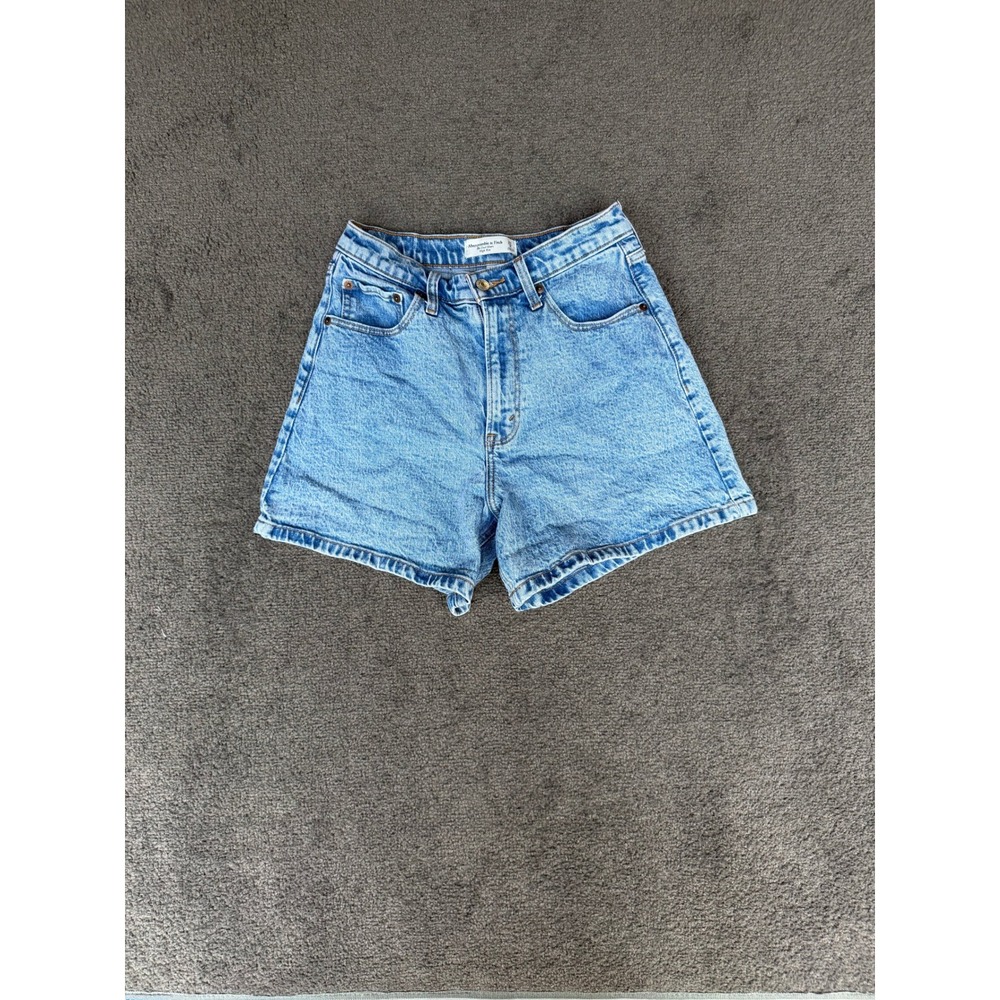 Abercrombie & Fitch Curve Love The Dad Short High Rise Light Wash Blue 27/4